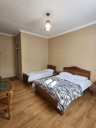 Moon Night Hotell Kazbegi Exteriör bild